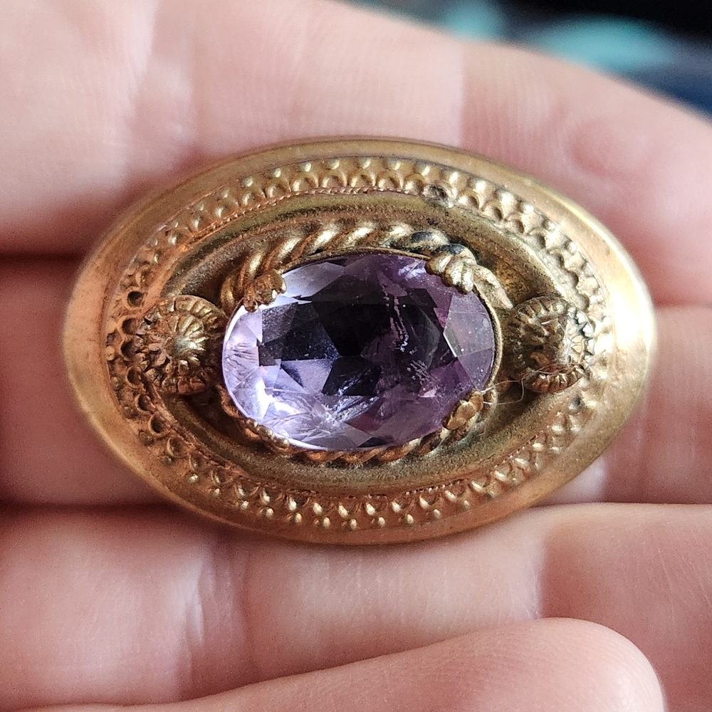 Elegant Gold and Purple Brooch
